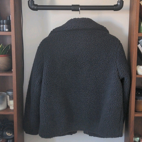 Faux sherpa jacket with pockets - Picture 2 of 3